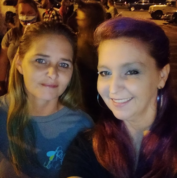 Meet your Posher, Brandy - Picture 1 of 1